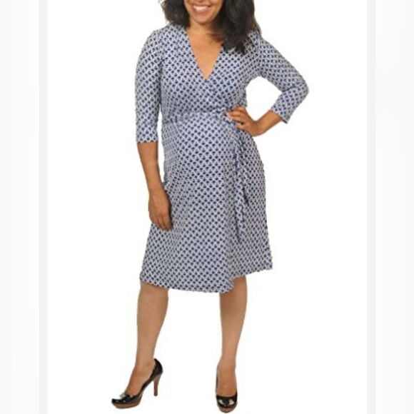 Japanese Weekend Maternity True Wrap Dress - Picture 1 of 12